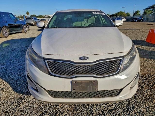 Photo 5 from auction – 2015 KIA OPTIMA LX with VIN 5XXGM4A72FG360609