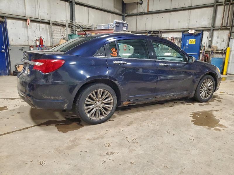 Photo 3 from auction – 2012 CHRYSLER 200 LIMITE with VIN 1C3CCBCG1CN245443