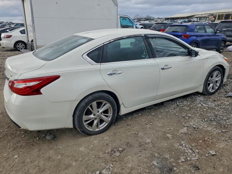 Photo 3 from auction – 2017 NISSAN ALTIMA 2.5 with VIN 1N4AL3AP9HC148320