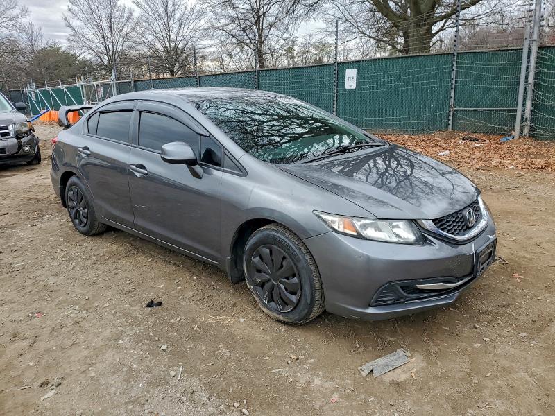 Photo 4 from auction – 2013 HONDA CIVIC with VIN 2HGFB2F52DH580177