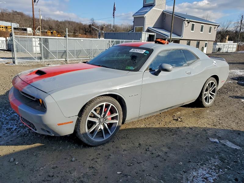 Фото 1 с аукциона – 2022 DODGE CHALLENGER с VIN 2C3CDZBT0NH118196