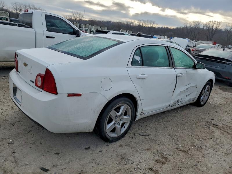 Photo 3 from auction – 2010 CHEVROLET MALIBU with VIN 1G1ZA5E04AF283942