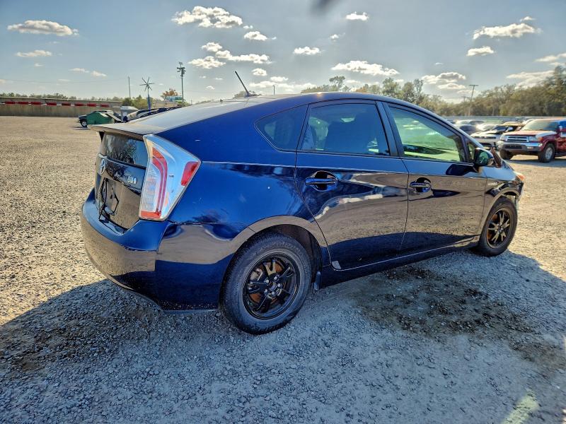 Photo 3 from auction – 2015 TOYOTA PRIUS with VIN JTDKN3DU9F0457035