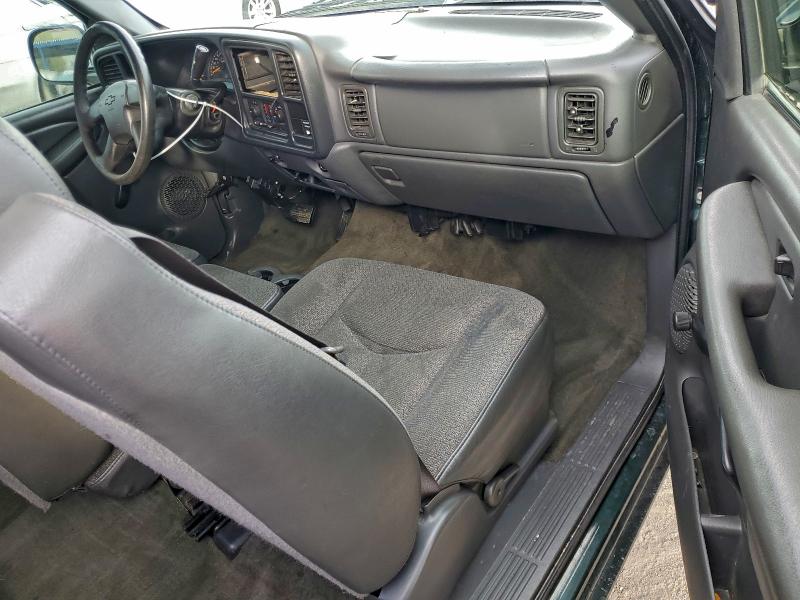 Photo 8 from auction – 2003 CHEVROLET SILVERADO with VIN 2GCEC19X231347583