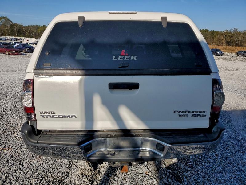 Photo 6 from auction – 2011 TOYOTA TACOMA with VIN 5TFJU4GN4BX004967