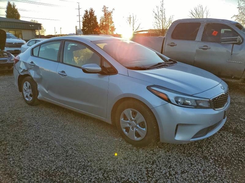 Photo 4 from auction – 2017 KIA FORTE LX with VIN 3KPFK4A71HE065840