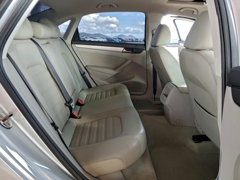Photo 10 from auction – 2012 VOLKSWAGEN PASSAT SE with VIN 1VWBM7A35CC062542
