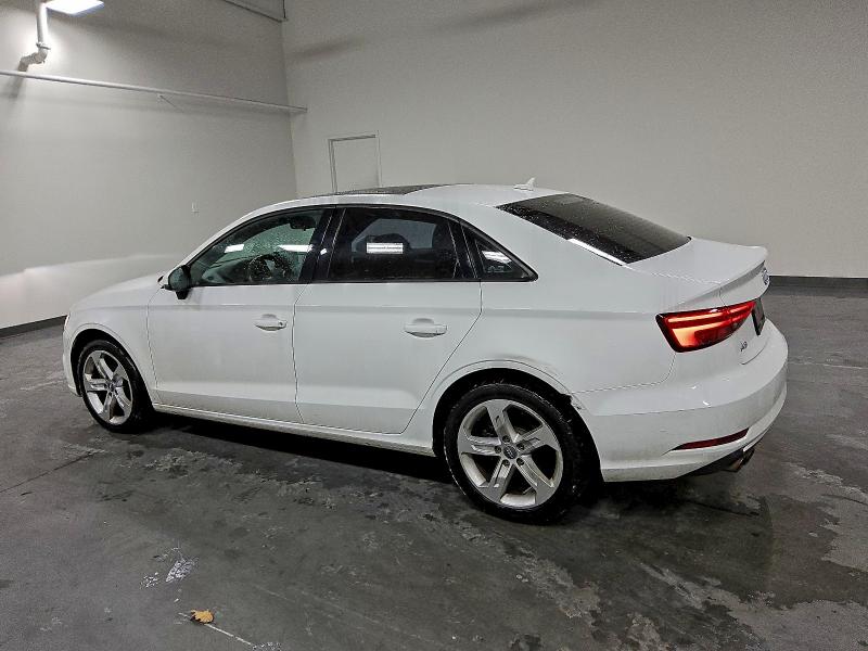 Photo 2 from auction – 2018 AUDI A3 PREMIUM with VIN WAUAUGFF4J1088962