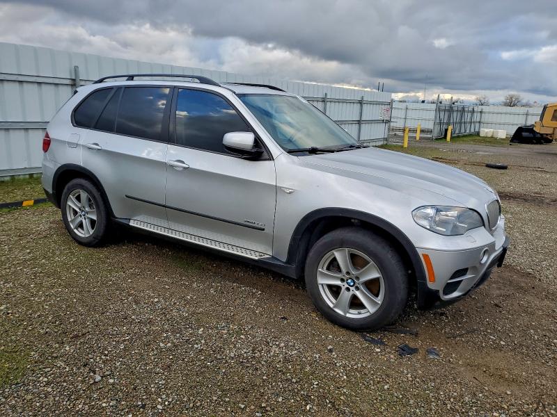 Photo 4 from auction – 2012 BMW X5 XDRIVE3 with VIN 5UXZW0C59CL671083