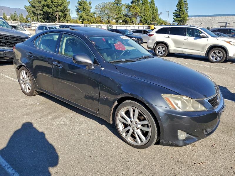 Photo 4 from auction – 2006 LEXUS IS 250 with VIN JTHBK262065013283