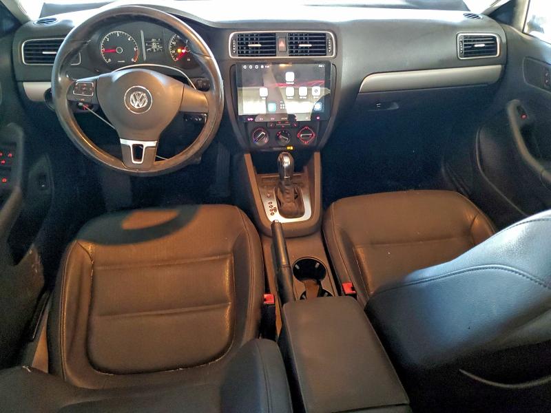 Photo 8 from auction – 2011 VOLKSWAGEN JETTA with VIN 3VWLL7AJ5BM125724