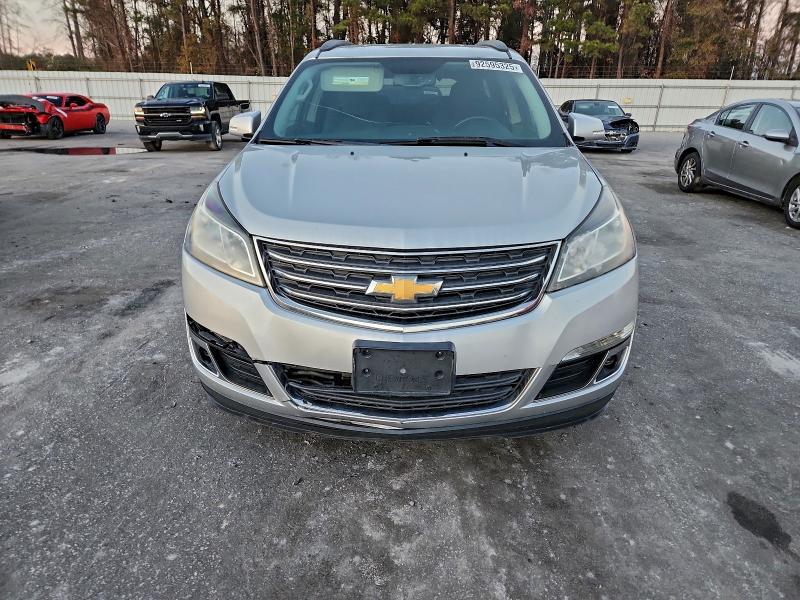 Photo 5 from auction – 2015 CHEVROLET TRAVERSE with VIN 1GNKRHKD5FJ103177