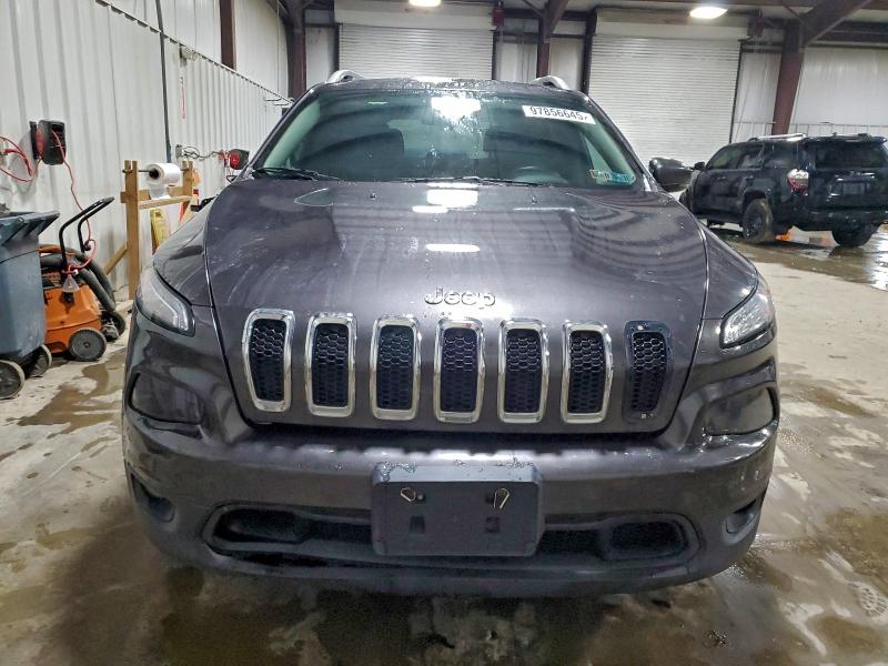 Photo 5 from auction – 2017 JEEP CHEROKEE L with VIN 1C4PJMCB7HW589735