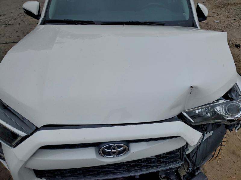 Photo 12 from auction – 2016 TOYOTA 4RUNNER SR with VIN JTEZU5JR4G5115764