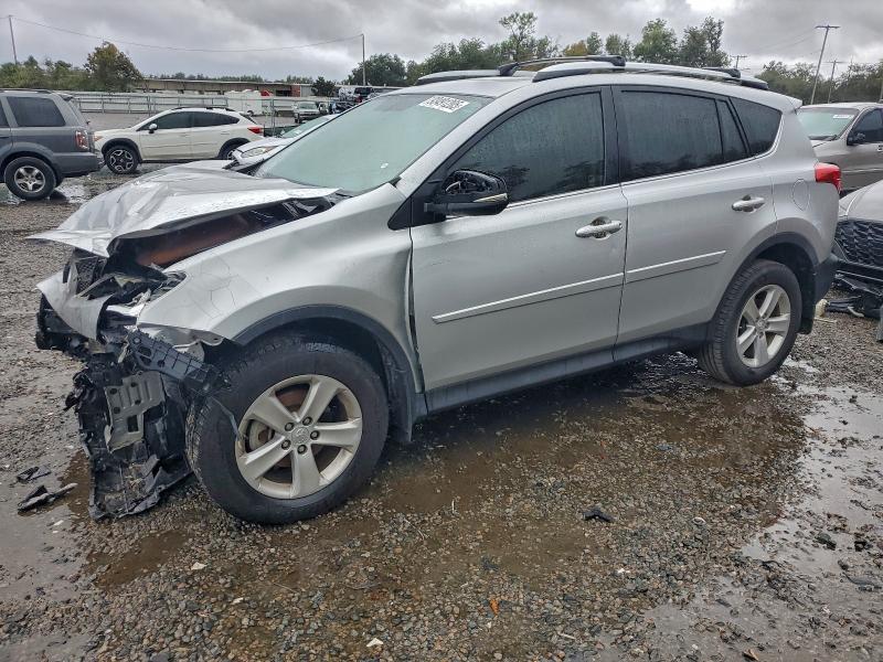 TOYOTA RAV4 XLE 2013 with VIN JTMWFREV7D5006839 - Photo from auction