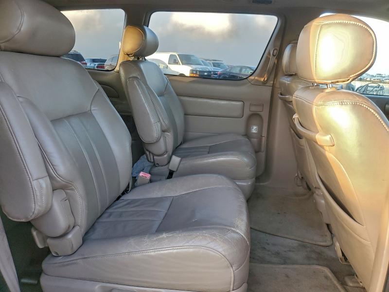 Photo 11 from auction – 2000 TOYOTA SIENNA LE with VIN 4T3ZF13C1YU264014
