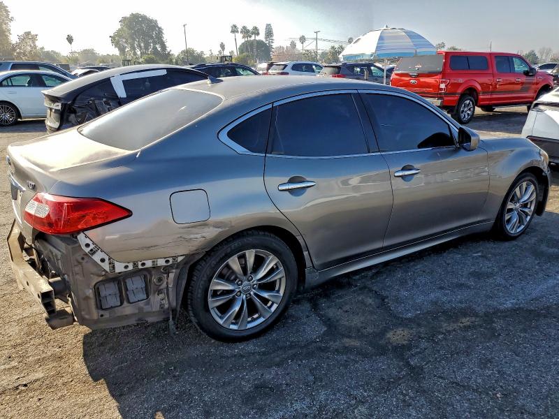 Photo 3 from auction – 2012 INFINITI M37 with VIN JN1BY1AP1CM333181