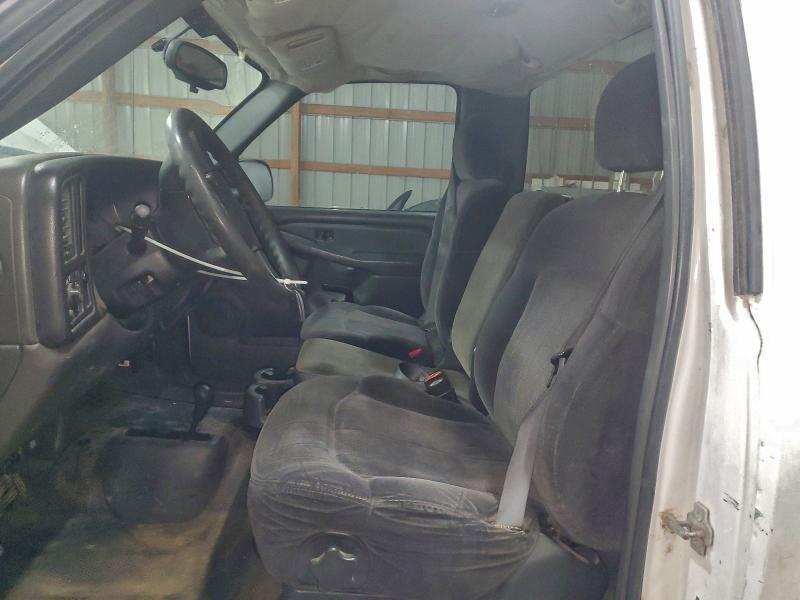Photo 7 from auction – 2005 CHEVROLET SILVERADO with VIN 1GCEK14V95Z343405