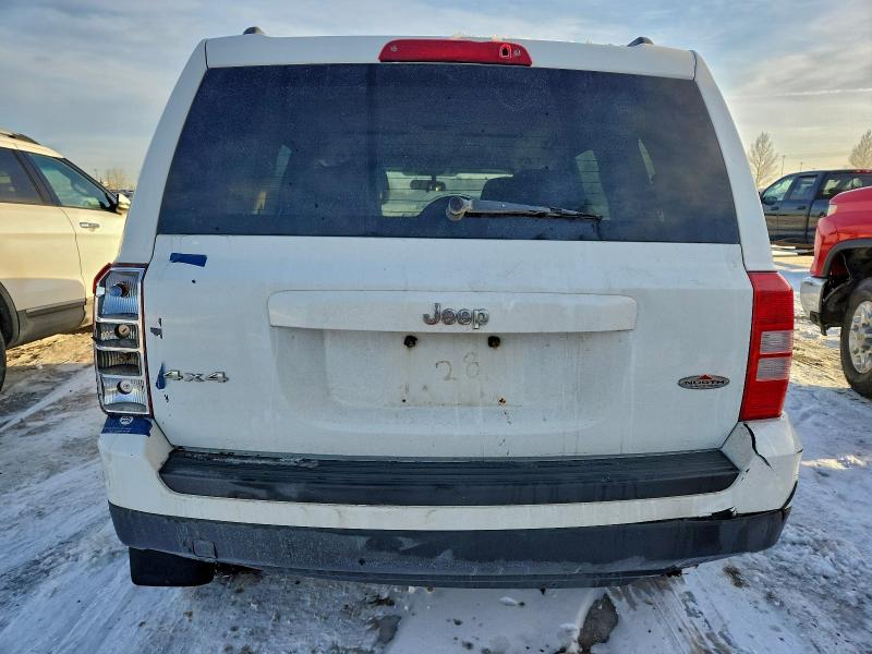 Photo 6 from auction – 2011 JEEP PATRIOT with VIN 1J4NF2GB7BD277371