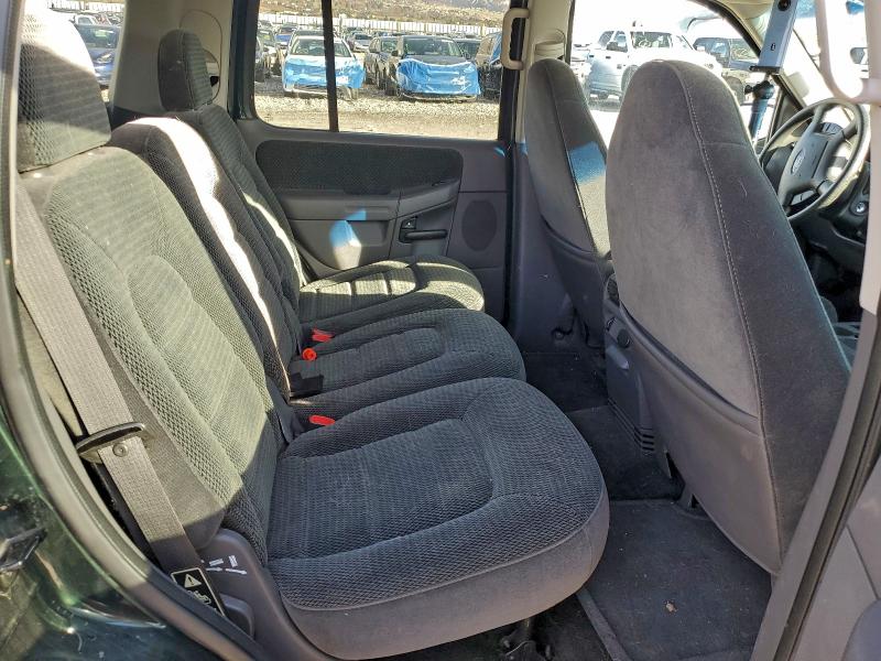 Photo 11 from auction – 2002 FORD EXPLORER with VIN 1FMZU73E72ZA43014