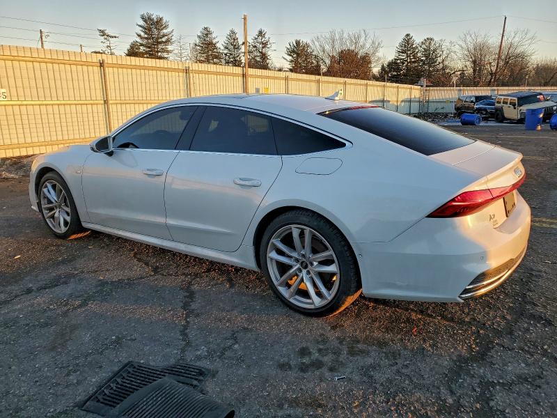 Photo 2 from auction – 2021 AUDI A7 E PREST with VIN WAUVPBF29MN077364