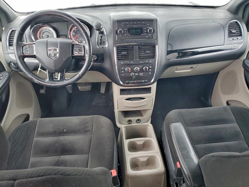 Photo 8 from auction – 2016 DODGE GRAND CARA with VIN 2C4RDGBG0GR116099