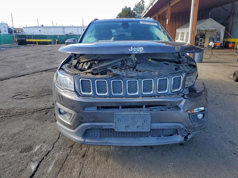 Photo 5 from auction – 2019 JEEP COMPASS LA with VIN 3C4NJDBB1KT673541