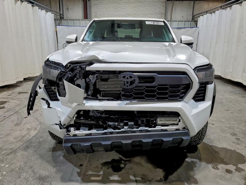 Photo 5 from auction – 2024 TOYOTA TACOMA DOU with VIN 3TMLB5JN5RM036209