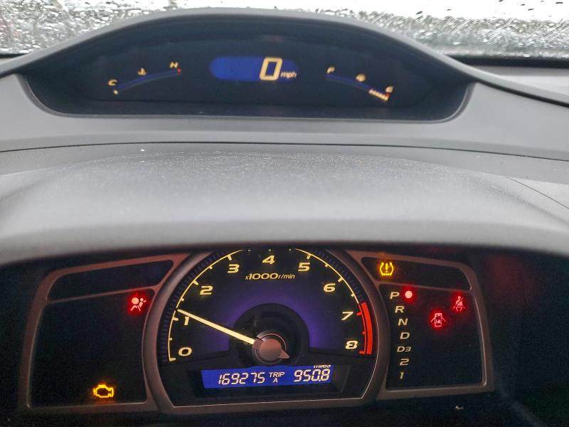 Photo 9 from auction – 2008 HONDA CIVIC EX with VIN 2HGFA16818H352099