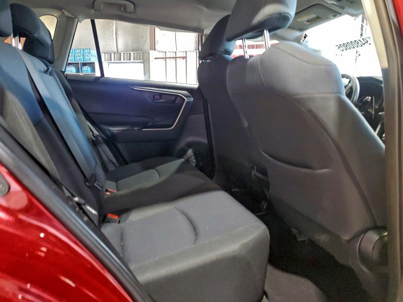 Photo 11 from auction – 2019 TOYOTA RAV4 LE with VIN JTMF1RFVXKD037468