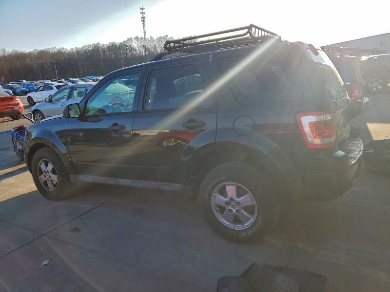 Photo 2 from auction – 2011 FORD ESCAPE XLT with VIN 1FMCU0D72BKB85633