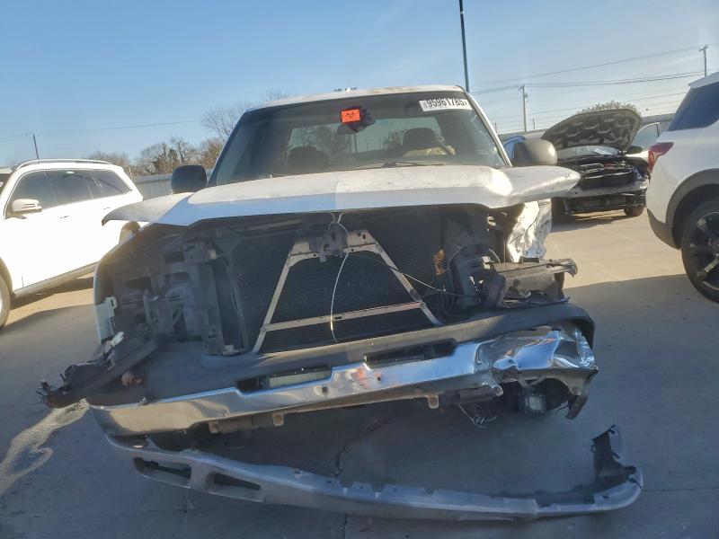 Photo 5 from auction – 2003 CHEVROLET SILVERADO with VIN 2GCEC19T831412501