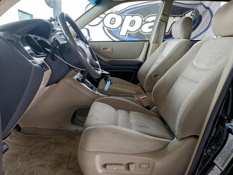 Photo 7 from auction – 2002 TOYOTA HIGHLANDER with VIN JTEGF21A120032910
