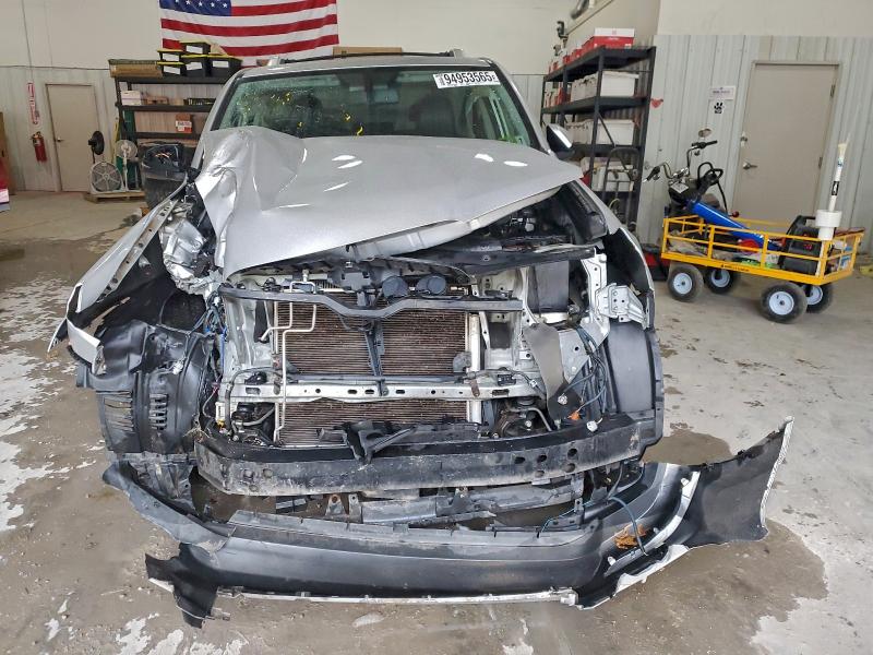 Photo 5 from auction – 2014 TOYOTA 4RUNNER SR with VIN JTEBU5JRXE5169018