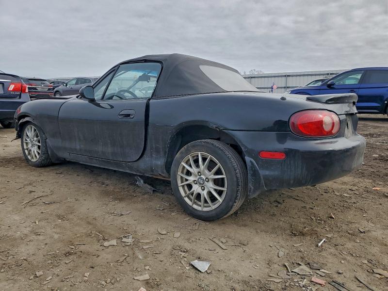 Photo 2 from auction – 2002 MAZDA MX-5 MIATA with VIN JM1NB353120230105