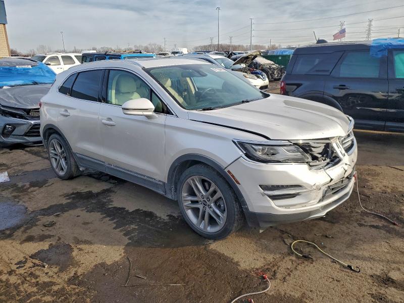 Photo 4 from auction – 2015 LINCOLN MKC with VIN 5LMCJ2A91FUJ01402