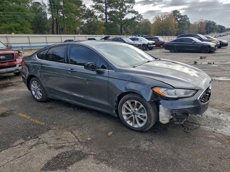 Photo 4 from auction – 2019 FORD FUSION SE with VIN 3FA6P0LU6KR119975