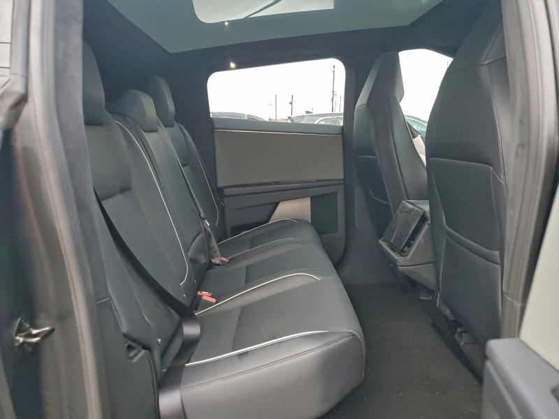 Photo 11 from auction – 2025 TESLA CYBERTRUCK with VIN 7G2CEHED3SA067649
