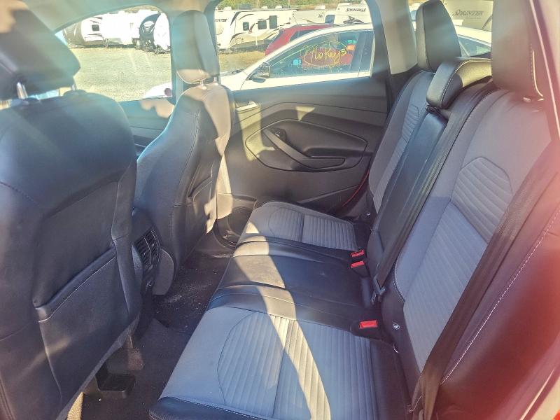 Photo 11 from auction – 2019 FORD ESCAPE SE with VIN 1FMCU9GD8KUB13734