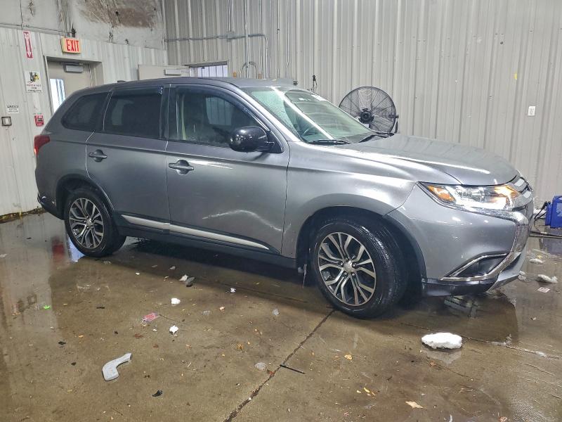 Photo 4 from auction – 2017 MITSUBISHI OUTLANDER with VIN JA4AD2A34HZ065481