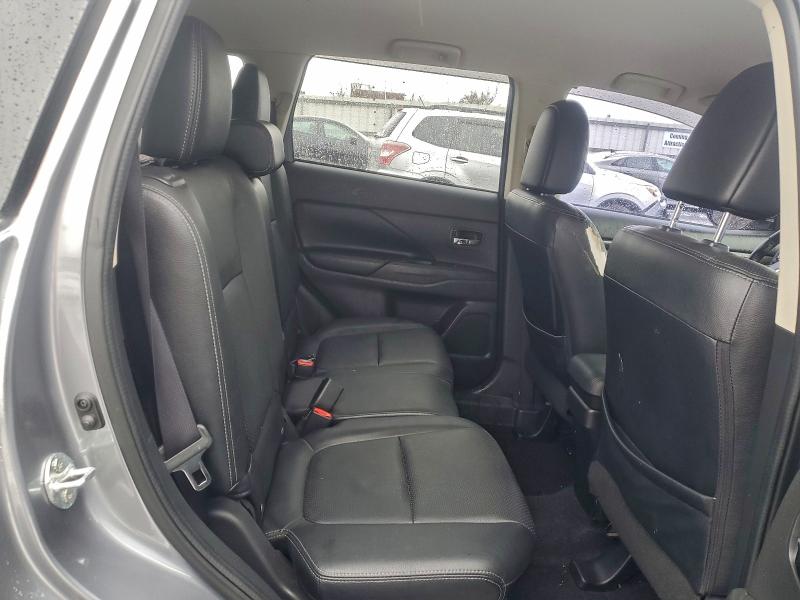 Photo 11 from auction – 2016 MITSUBISHI OUTLANDER with VIN JA4AZ3A31GZ007365