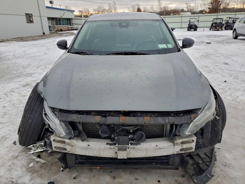 Photo 5 from auction – 2020 NISSAN ALTIMA SR with VIN 1N4BL4CVXLC129290