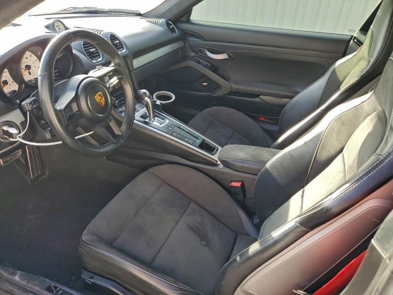 Photo 8 from auction – 2021 PORSCHE CAYMAN GT4 with VIN WP0AC2A83MK289302