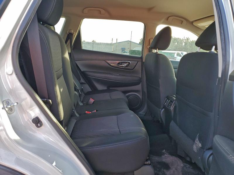 Photo 11 from auction – 2018 NISSAN ROGUE S with VIN KNMAT2MTXJP613103
