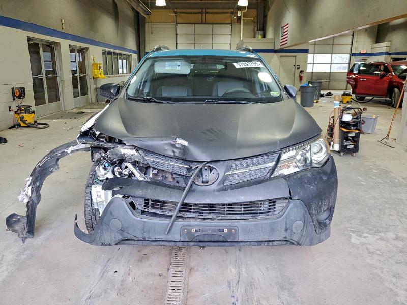 Photo 5 from auction – 2015 TOYOTA RAV4 LE with VIN 2T3BFREV7FW358426