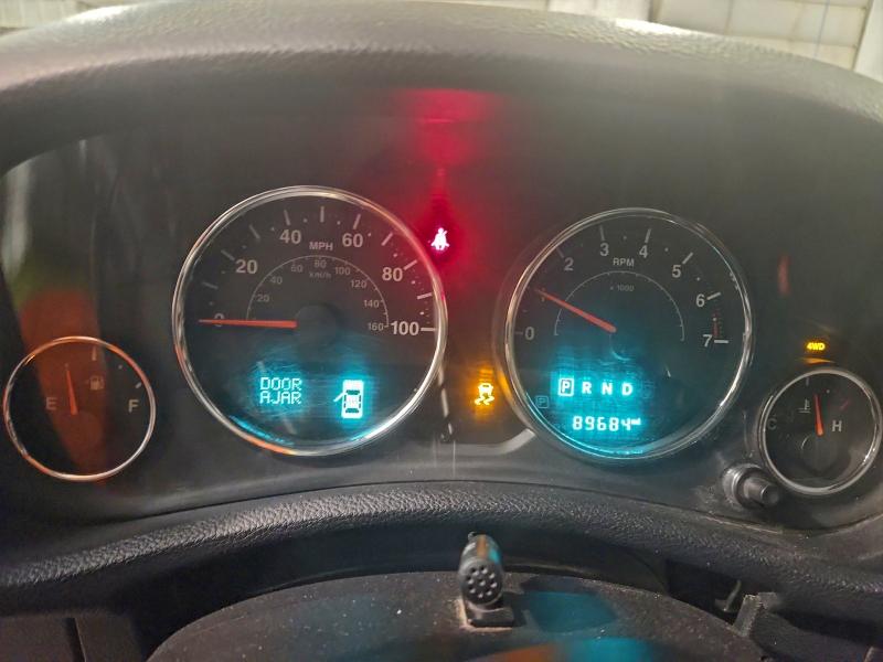 Photo 9 from auction – 2015 JEEP WRANGLER U with VIN 1C4BJWDG0FL614036
