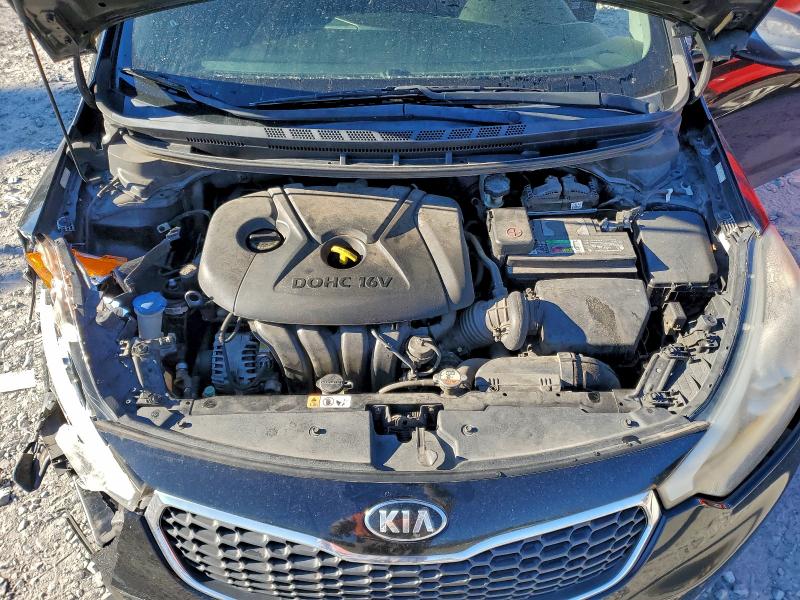 Photo 11 from auction – 2016 KIA FORTE LX with VIN KNAFK4A60G5552235