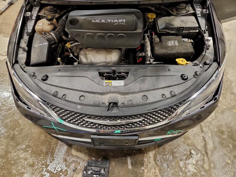 Photo 11 from auction – 2015 CHRYSLER 200 LIMITE with VIN 1C3CCCAB5FN583526
