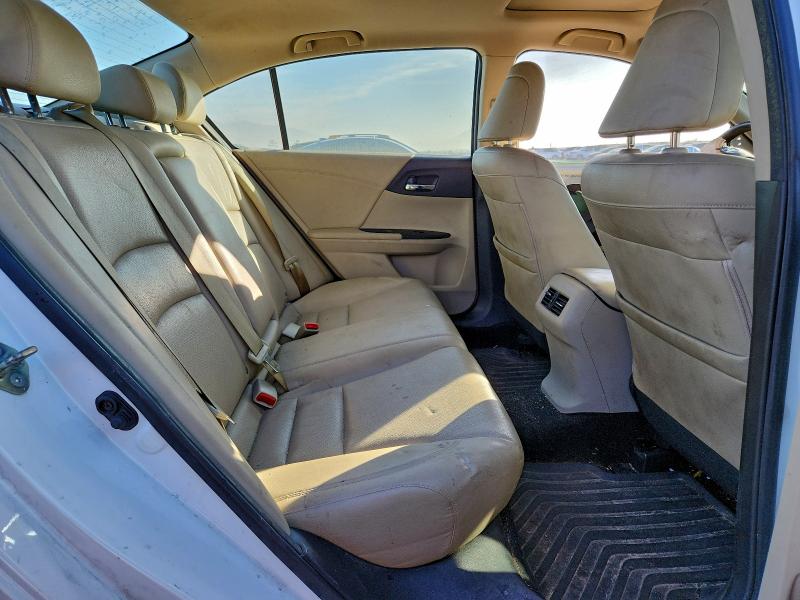 Photo 10 from auction – 2015 HONDA ACCORD EXL with VIN 1HGCR2F89FA104342