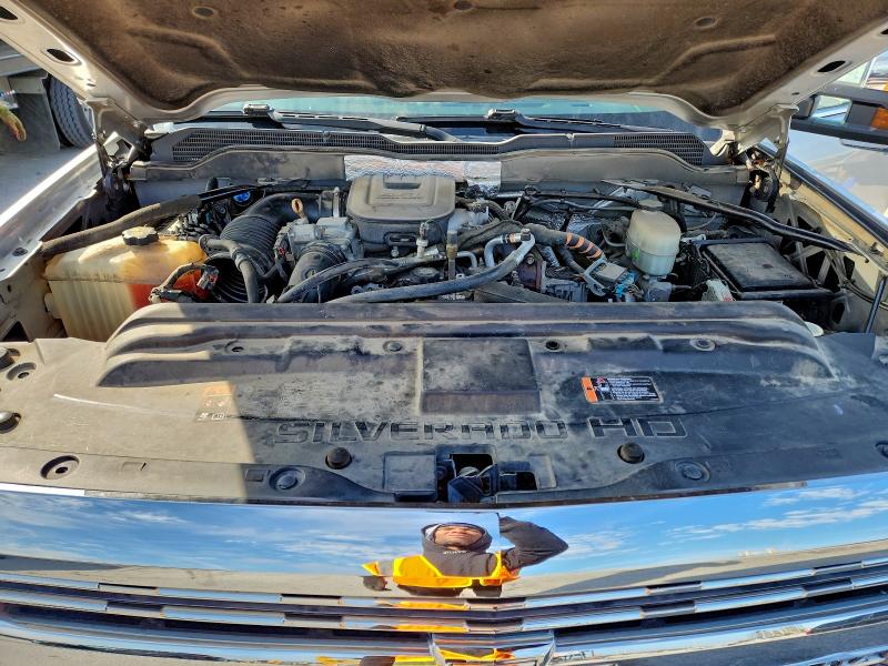 Photo 11 from auction – 2016 CHEVROLET SILVERADO with VIN 1GC1KWE83GF257600